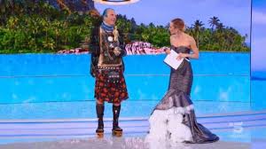 L'isola dei famosi, naufraghi, amicizie e agenti. 1f6w1r Mfeygam