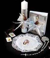 ¿cómo responden los judíos y otras personas a la invitación? Amazon Com Set De Primera Comunion Hecho A Mano En Espanol Para Nina Santa Cruz Vela Biblia Bolso Ilustrado Sacarosa Laminada Y Rosario Regalo Religioso 5 Piezas Health Personal Care