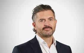 Alex Atkinson's Instagram, Twitter & Facebook