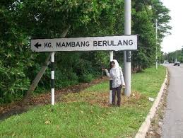 Terdapat kemungkinan yang 'penajeh' bermaksud si pemakai mahkota atau mereka yang ditabalkan. 16 Nama Tempat Paling Pelik Di Malaysia Iluminasi