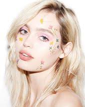 Daisy jara (daisycarolaine)