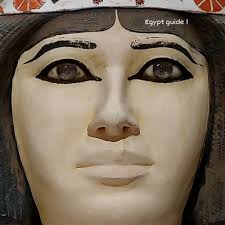 Discover the captivating Nile Beauty Statue, sculpted by Ahmed Hamdy Mousa,  adorning the picturesque Mamsha Ahl Masr walkway along the Nile River.  Witness the mesmerizing flow of water through the hands of