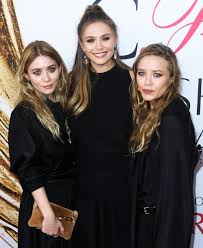 13июня1986 ( 23 года ) место рождения: Mary Kate Ashley And Elizabeth Olsen 2016 Cfda Fashion Awards Google Search Gemeas Olsen Celebridades Los Angeles California