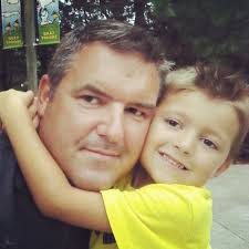 Matthew Hogg (@mahogg66)