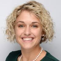 Danielle Hardwick's Instagram, Twitter & Facebook