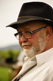 Karl Eck's Instagram, Twitter & Facebook