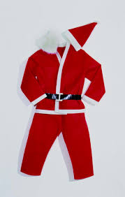 Festa di natale, storia e tradizioni natalizie, origine e babbo natale, rappresentato come un signore anziano, con gli occhiali tondi, corpulento e gioviale vestito di un costume rosso con inserti di pelliccia. Costume Di Babbo Natale Per Adulto Con Barba E Cappellino Bricocasa