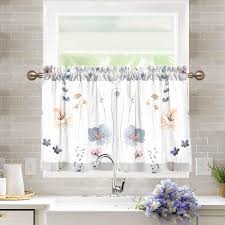Amazon｜小窓用カーテン 遮光 カフェカーテン ショートカーテン キッチン 短い 花柄 ホワイト 可愛い かわいい 目隠し 人気 おしゃれ 2枚  幅68丈60cm｜カフェカーテン オンライン通販