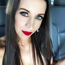 Who is Pattie Mallette dating? Pattie Mallette boyfriend, husband
