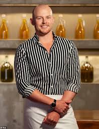 Não é de hoje que os melhores temperos do masterchef conseguem vazar na web. Https Www Dailymail Co Uk Tvshowbiz Article 8271637 Amy Schumer Opens Sons Genital Stating Wasnt Joke Huge F Up Html 2020 04 30t00 04 49z Yearly 0 7 Https I Dailymail Co Uk 1s 2020 04 30 00 27818004 0 Image A 13 1588203809030 Jpg Mistake