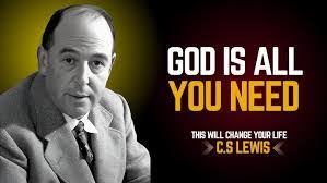 Ian Gillett's Instagram, Twitter & Facebook