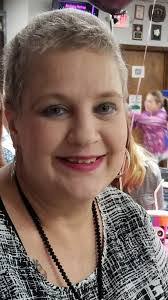 Lynn Quist's Instagram, Twitter & Facebook