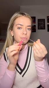 Watch the latest from Olivia Doces