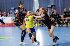 In 2016 maakte de ploeg in rio de janeiro hun debuut op het prestigieuze toernooi. Yvette Broch Stelt Zich Niet Beschikbaar Voor De Olympische Spelen Handbal
