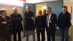 Entdecke rezepte, einrichtungsideen, stilinterpretationen und andere ideen zum ausprobieren. Avezzano Installato Un Defibrillatore Alla Collodi Marini Il Faro 24