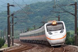 At the time of the accident, the train was carrying 488 passengers. çœ¾æ‰€æœŸå¾… å°éµhello Kittyå¤ªé­¯é–£è™Ÿä¸Šè·¯ Mookæ™¯é»žå®¶