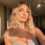 Leah Towell's Instagram, Twitter & Facebook