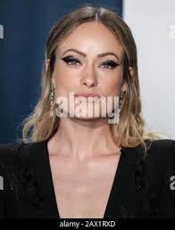 Olivia Wilde partecipa al Vanity Fair Oscar Party 2020 che si tiene presso  il Walis Annenberg Center for the Performing Arts di Beverly Hills,  California Foto stock