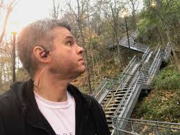 The lower heads (near a dock) are located at the parking lot entrance to the marina, by the flagpole. Hamilton Ontario Has Awesome Public Stairways Keep It Up David
