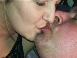 Uk milf scarlet louise pleasures her soaking wet fanny. Cum Kiss Porn Tube Videos Apornstories Com