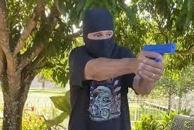 We did not find results for: Roberto Jefferson Mostra Armas E Sugere Que Cristaos Tentem Impedir Fechamento De Igrejas