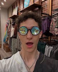 Noah Wood (@noah.a.wood) • Instagram photos and videos