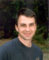 Ken Cain's Instagram, Twitter & Facebook