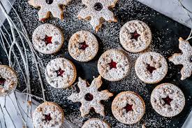 Linzer cookies are almond shortbread cookies sandwiched together with raspberry jam in the center and dusted with powdered (confectioners'. Linzer Cookies That Bring A Taste Of Austria Home