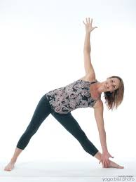 Pin On Week 8 Entries Triangle Pose Trikonasana