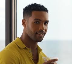 Critics Love 'Cassandra'