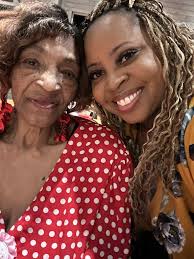 Happy 85th Birthday to my cousin Gus Evans wish mom was here to help you  celebrate 🍾 ❤️