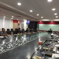 Kerajaan negeri kedah bersedia mempertimbangkan keperluan membuka operasi sempadan 24 jam di kompleks imigresen, kastam, kuarantin dan keselamatan (icqs). Kompleks Icqs Bukit Kayu Hitam Kompleks Icqs