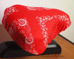 Housse De Selle A Velo Au Jardin De Valentine Avec Images Velo Valentine Housses