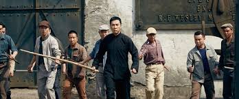 It revolves around the life of ip man in old age, portrays a generation of martial arts master tones, fighting for life. Ip Man 3 Movie Review Film Summary 2016 Roger Ebert