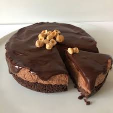 Non prevede cottura, va gustata fredda e rappresenta un ottimo dessert di fine pasto. Cheesecake Al Cioccolato Senza Cottura Di Le Torte Di Simona