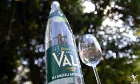 L'ensemble des documents à fournir, des démarches à effectuer et des précautions à prendre pour acheter une voiture d'occasion en allemagne. L Eau De Vals Primee Au 1er Concours International Des Eaux Gourmet