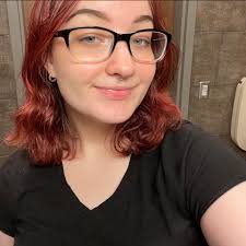 I am looking for a bakery that makes apple crisp. My family loves it and  has requested this yummy treat for Thanksgiving. Any recommendations??