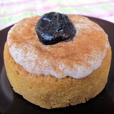 Beat eggs, oil, water and rum in mixer just until incorporated. Pio Quinto Nicaraguan Rum Cake Recipes Wiki Fandom