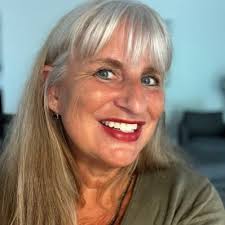 Linda van der Wijk (@lindavanderwijk)