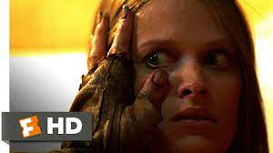 The Hills Have Eyes (2/5) Movie CLIP - Lizard Attacks (2006) HD - YouTube