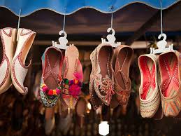 Islamic architecture of the indian subcontinent. Shopping In Delhi Where To Go And What To Buy