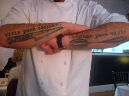 Existen dos tipos habituales que tienen forma de hoja en los cuchillos de chef occidentales, el alemán y francés. Knife Tattoo Culinary Tattoos Tattoos