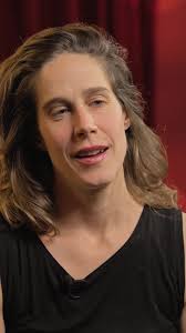 Die Musikerinnen von Alpen & Glühen. Heute: Sophie Abraham