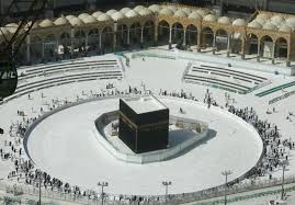 Internasional Saudi Tangguhkan Salat Jumat Di Setiap Masjid Kecuali Masjidil Haram Dan Nabawi