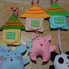 アプリ投稿 100均のメジャーを家の中に入れて 動物にメジャーの端をつなげます 保育や子育てが広がる 遊び と 学び のプラットフォーム ほいくる 保育 手作りおもちゃ 手作りおもちゃ 手作り おもちゃ 0歳