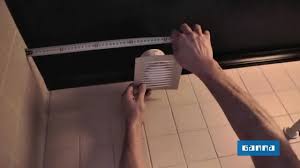 Bien choisir sa dalle de plafond. Installer Un Extracteur Dans La Salle De Bains Video Bricolage Gamma Belgique Youtube