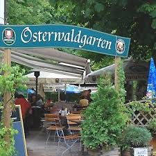 Der englische garten wird durch den isarring als teil des mittleren rings in einen südlichen teil und in einen nördlichen teil getrennt. Pin Von Curtis Shaw Auf Biergarten Englischer Garten Munich Englischer Garten Biergarten