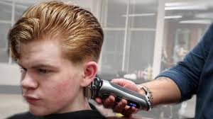 Ten years ago today, an aspiring musician from high green in sheffield turned 19 and embarked upon what alex turner went from fronting an unknown garage band to leading the biggest, most hyped new british guitar act in a decade. Alex Turner Inspired Haircut Teddy Boy Hairstyle Rockabilly Quiff Youtube