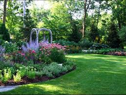 How To Garden A Suburban Back Yard Landscape Design Flower Beds Traditional Landscape Landscape Design Yard Landscaping