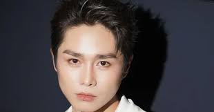 6 dấu hiệu khác lạ của móng tay cực nguy hiểm